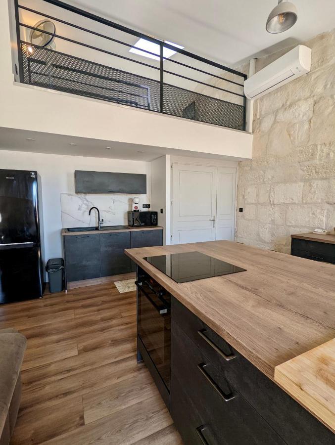 Loft Spacieux Au Coeur Des Remparts D'איגוס-מורטס מראה חיצוני תמונה
