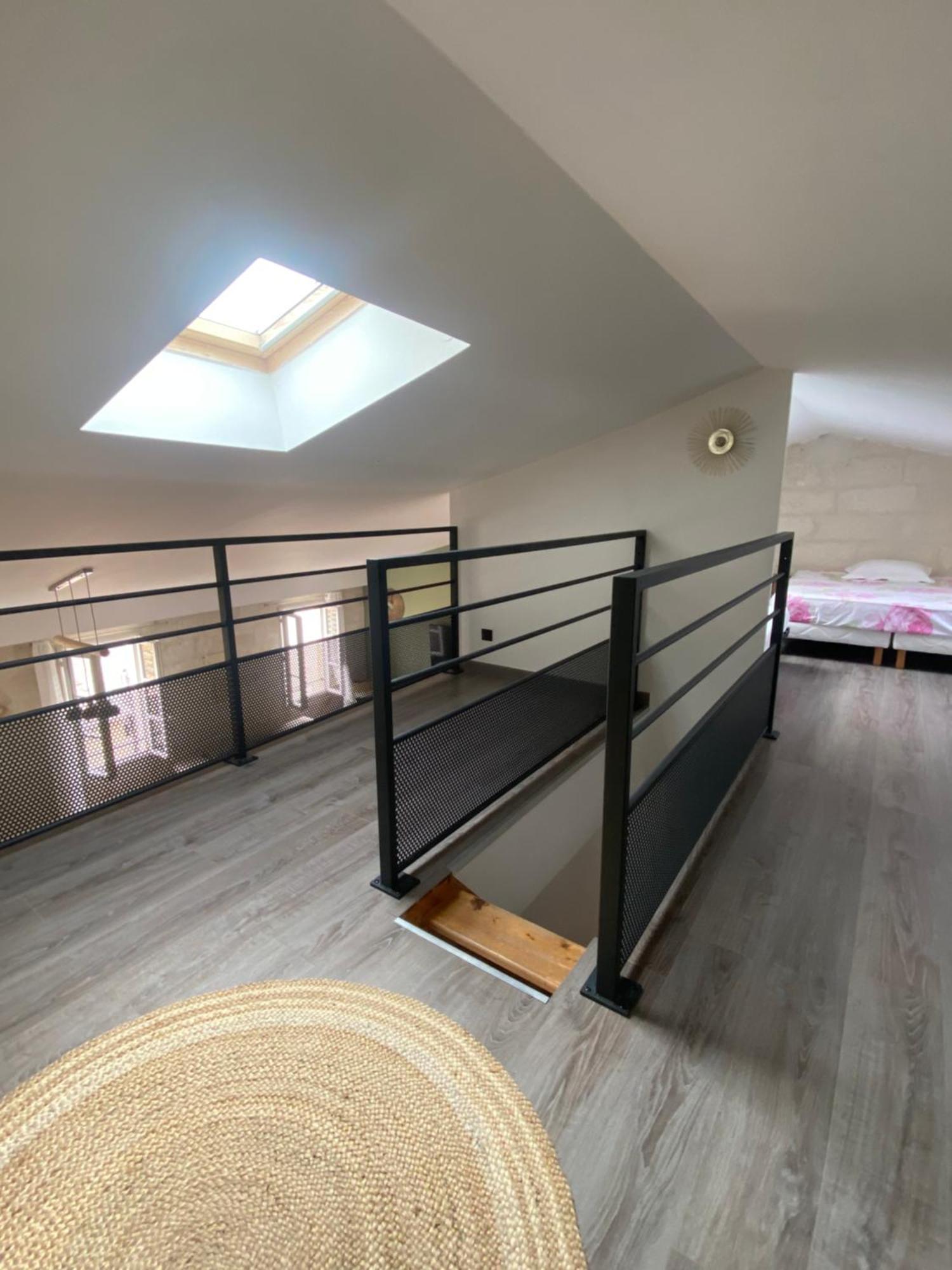 Loft Spacieux Au Coeur Des Remparts D'איגוס-מורטס מראה חיצוני תמונה